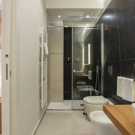 Julia's Boutique Guest house *